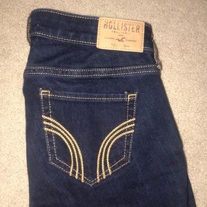 dark wash hollister jeans